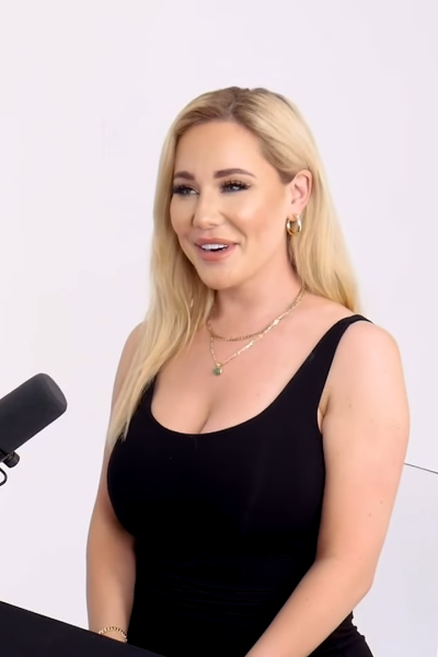 File:Savannah Bond 2022 (13).png